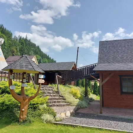 Pod Jaskynou Camping *