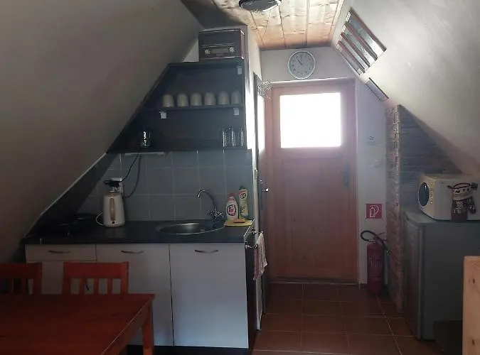 Pod Jaskynou Κάμπινγκ Maluzina